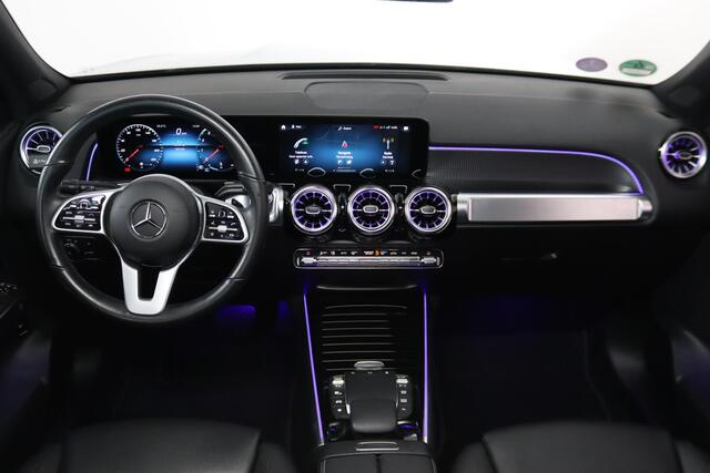 Mercedes-Benz GLB-Klasse 180 Luxury 7-Persoons Panoramadak, Leder, Sfeerverlichting, Trekhaak, Apple Carplay/Android Auto