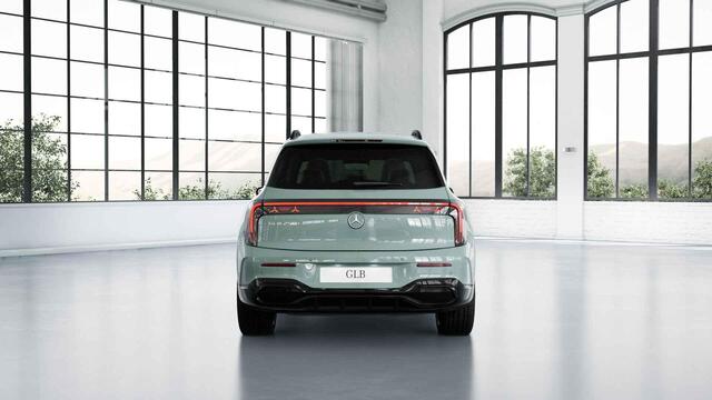 Mercedes-Benz GLB-Klasse 250+ Business Solution AMG 85.5 kWh | Memory | Panoramadak | Sportstoelen | Verstelbare demping | Nightpakket |