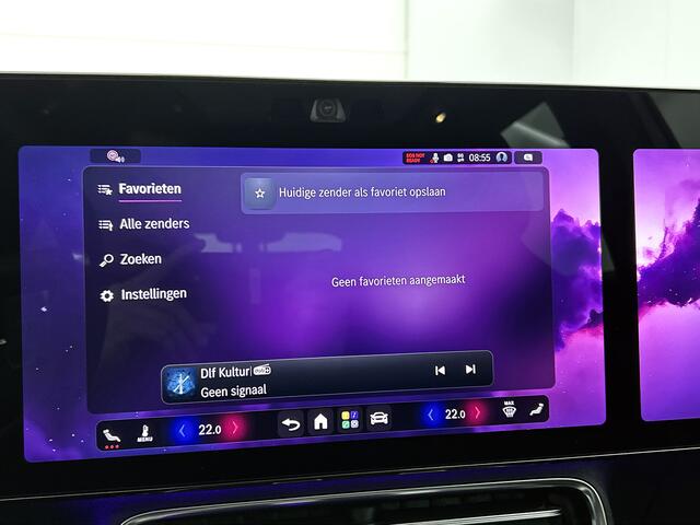 Mercedes-Benz GLB-Klasse 250+ Business Solution AMG 85.5 kWh | Premium pakket | Vast panoramadak | Sierelementen aluminium | Sfeerverlichting | Sportstoelen | THERMOTRONIC | URBAN GUARD |