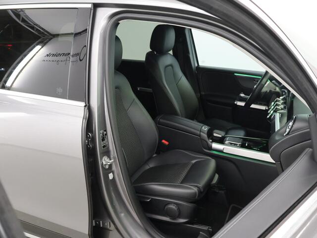 Mercedes-Benz GLB-Klasse 180 Business Solution Luxury | Stoelverwarming | Widescreen | Navigatie