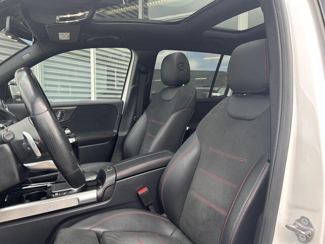 Mercedes-Benz GLB-Klasse 200 Business Solution AMG | Panoramadak | Trekhaak | Memory