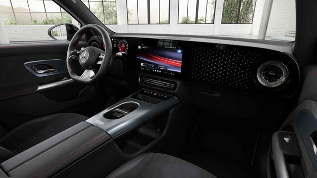 Mercedes-Benz GLB-Klasse 250+ Business Solution AMG 85.5 kWh | Panoramadak | Stoelverwarming | LED koplampen | AMG-Line | Sportstoelen | Trekhaak |