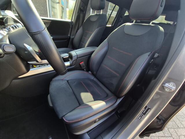 Mercedes-Benz GLB-Klasse 180 Business Solution AMG In absolute nieuwstaat.