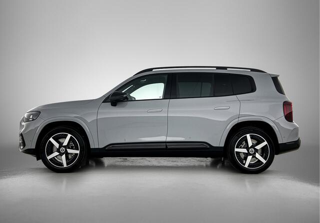 Mercedes-Benz GLB-Klasse 250+ Business Solution AMG 7p. 85.5 kWh | Premium pakket | Winterpakket | Nightpakket | Parkeerpakket | Trekhaak | GUARD 360° | Warmtewerend, donkergetint glas | Vast panoramadak | 19" vijfspaaks lichtmetalen AMG-velgen |