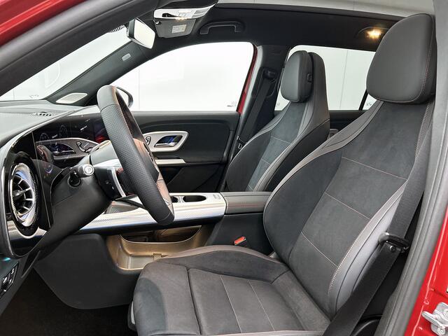 Mercedes-Benz GLB-Klasse 250+ Business Solution AMG 7p. 85.5 kWh | Premium Plus pakket | Winterpakket | Nightpakket | Trekhaak | Vast panoramadak | GUARD 360° | Warmtewerend, donkergetint glas | Burmester® 3D surround sound system |