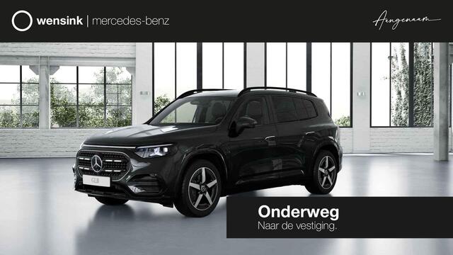 Mercedes-Benz GLB-Klasse 200 Business Solution AMG | Premium Pakket | Trekhaak | Multibeam | Memory pakket | Superscreen |
