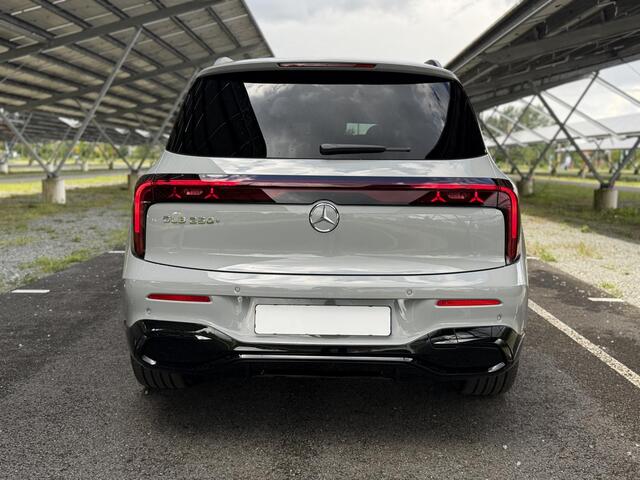 Mercedes-Benz GLB-Klasse 250+ Business Solution AMG 85.5 kWh | Night | Premium Pakket | Superscreen | Panoramadak | Trekhaak | Sportstoelen | Memory |