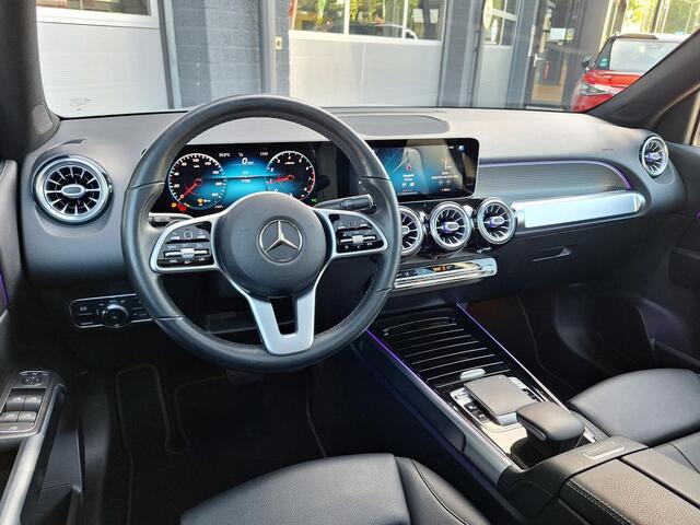 Mercedes-Benz GLB-Klasse 200 Business Solution Luxury | Panoramadak | Trekhaak Afneembaar | Achteruitrijcamera | Memory Pakket | Sfeerverlichting | Widescreen | Stoelverwarming | Multibeam LED | Privacy Glas Achter | Keyless-GO | Elektrisch Bedienbare Achterklep