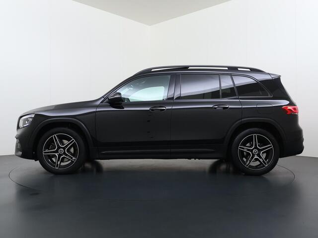 Mercedes-Benz GLB-Klasse 180 Business Solution AMG | Trekhaak | Pano | Memory | Keyless