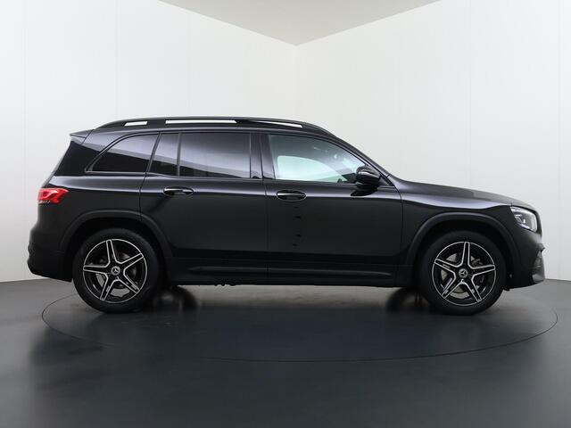 Mercedes-Benz GLB-Klasse 180 Business Solution AMG | Trekhaak | Pano | Memory | Keyless