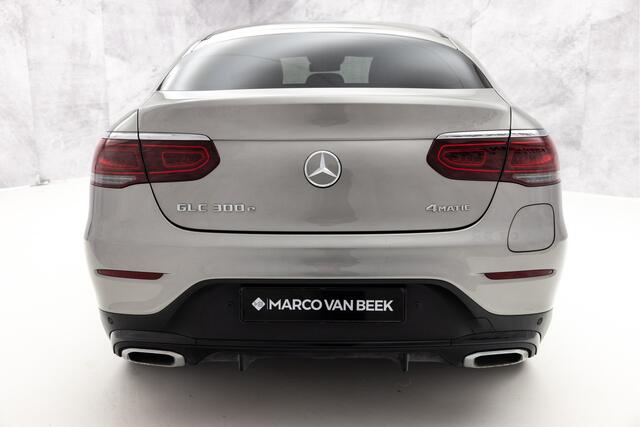 Mercedes-Benz GLC-KLASSE Coupé 300e 4MATIC Premium+ AMG | Schuifdak | E-Trekhaak | Memory | Carbon