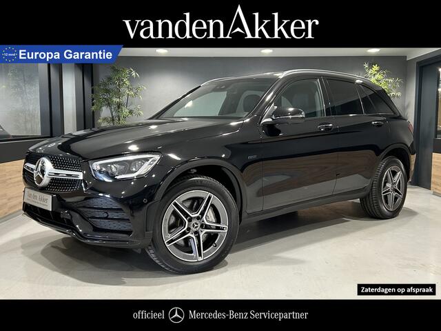 Mercedes-Benz GLC-KLASSE 300e AMG // Panoramadak // Burmester // 360 Camera // Keyless // Carbon // Sfeerverlichting // Carplay