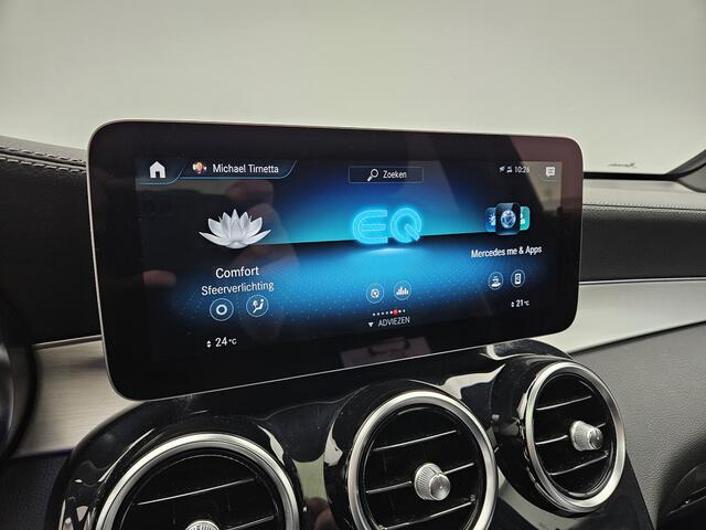 Mercedes-Benz GLC-KLASSE Coupé 300e 4MATIC AMG Plug In Hybrid PHEV | Schuifdak | Apple Carplay | Head Up | 20"L.M | Lederen Sportstoelen Verwarmd | Sfeerverlichting | Camera |