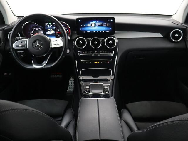 Mercedes-Benz GLC-KLASSE 300e 4MATIC Business Solution AMG | Achteruitrijcamera | Keyless | Stoelverwarming |