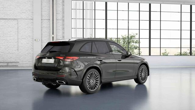 Mercedes-Benz GLC-KLASSE 300e 4MATIC AMG Line | Rij assistentie pakket | Panoramadak | 20 Inch | Trekhaak | Verwarmd stuur |