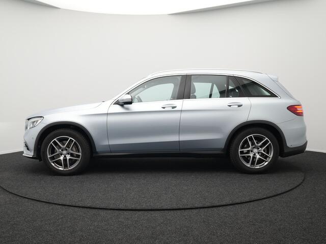 Mercedes-Benz GLC-KLASSE 250 4MATIC Prestige AMG | Luchtvering | Adaptive Cruise | Navigatie |360 Camera | Half Lederen Sportstoelen Verwarmd | 19'' Licht Metaal |