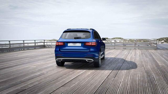 Mercedes-Benz GLC-KLASSE 350e 4MATIC Prestige | AMG | Luchtvering | Panoramadak | Treeplanken | Keyless |