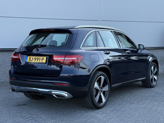 Mercedes-Benz GLC-KLASSE 350 d 4M Luchtvering | Pano | Burmester | Keyless | Trekhaak | Distronic | Camera | Sfeerverlichting | Stoelverwarming | Dealer Onderhouden | Zeer Compleet! | V6 Diesel