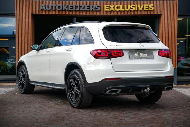 Mercedes-Benz GLC-KLASSE 300e 4MATIC AMG Panoramadak Leer Cruise Clima Stoelverw. DAB+ 19''LM