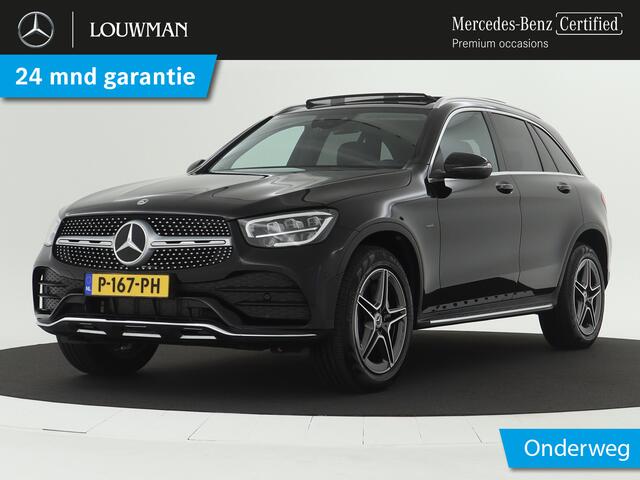 Mercedes-Benz GLC-KLASSE 300 e 4MATIC Business Solution AMG | Panoramadak | Lichtmetalen velgen | Navigatie | Parking support | camera achter | Inclusief 24 maanden MB Certified garantie voor Europa.