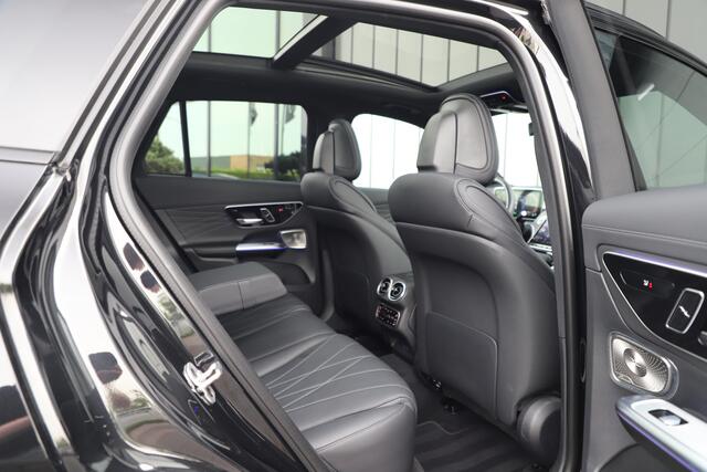 Mercedes-Benz GLC-KLASSE 300e AMG 4-Matic Aut9 | 313PK | Achterasbesturing | Luchtvering | Head-up | Keyles-go | Pano | Burmester | Distronic | Leder | Digital-ligt | 2023.