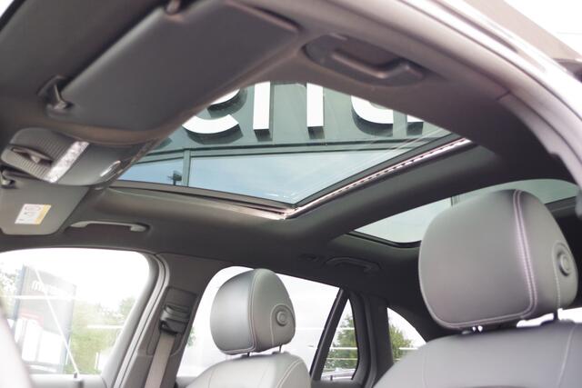 Mercedes-Benz GLC-KLASSE 300e 320 PK 4MATIC AMG-Line Business Solution, Panoramadak, Camera, Sfeerverlichting