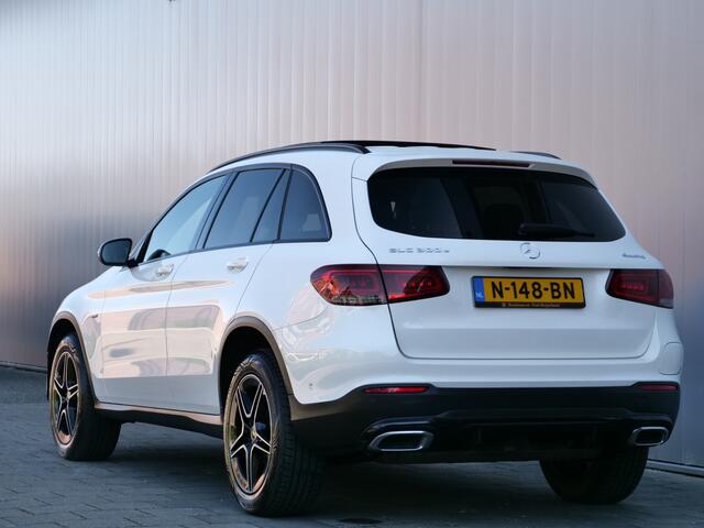 Mercedes-Benz GLC-KLASSE 300e 4-MATIC 313pk Premium Plus AUTOMAAT Panoramadak / Trekhaak / Apple CarPlay