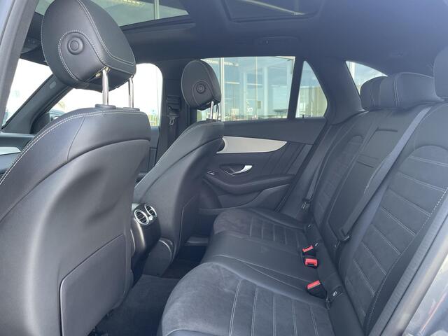 Mercedes-Benz GLC-KLASSE 300e 4MATIC AMG | Panoramadak | Trekhaak | Rijass+
