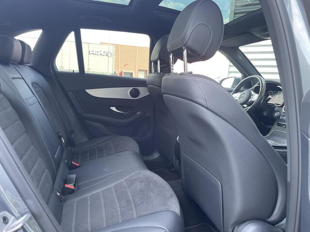 Mercedes-Benz GLC-KLASSE 300e 4MATIC AMG | Panoramadak | Trekhaak | Rijass+