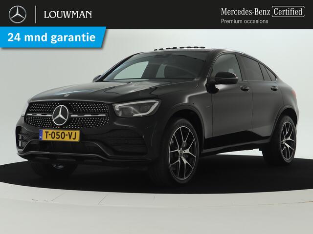 Mercedes-Benz GLC-KLASSE Coupé 300e 4MATIC Premium Plus | Schuifdak | Achteruitrijcamera | Trekhaak | Multibeam Koplampen | Nightpakket | Inclusief 24 maanden MB Certified garantie voor Europa.