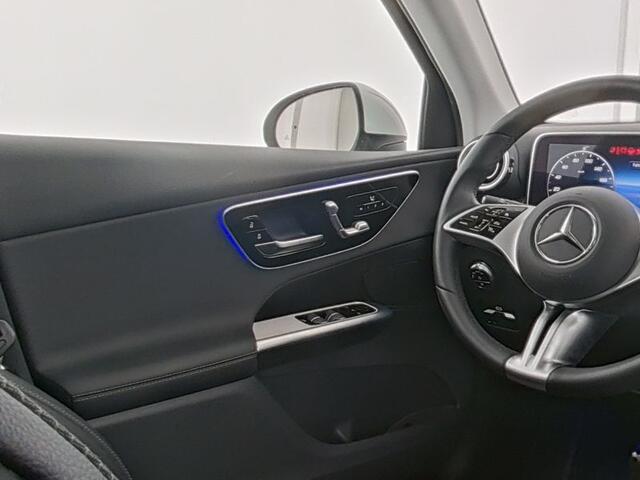 Mercedes-Benz GLC-KLASSE 300 e 4MATIC Plug-In Hybride Trekhaak | Panorama Schuif-Kanteldak | Memory Voorstoelen. Inclusief 24 maanden MB Certified garantie voor Europa.