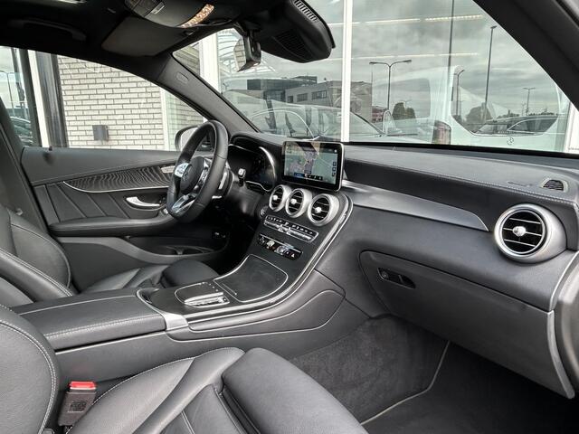 Mercedes-Benz GLC-KLASSE Coupé 300e 4MATIC AMG | Schuifdak | Head-Up Display Mercedes-Benz GLC-klasse Coupé 300e 4MATIC Business Solution AMG