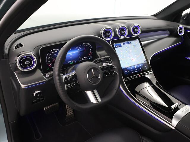 Mercedes-Benz GLC-KLASSE 300e 4MATIC AMG Line | AMG | Panoramadak | Trekhaak | Digital light | Distronic |