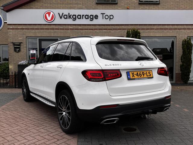 Mercedes-Benz GLC-KLASSE 300e 4MATIC AMG | MBUX | Trekhaak | Leder