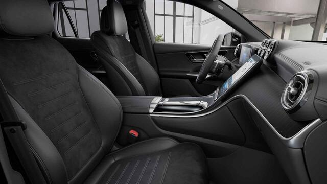 Mercedes-Benz GLC-KLASSE 300e 4MATIC AMG Line | Trekhaak | Burmester | Head up | Keyless | Digital light |
