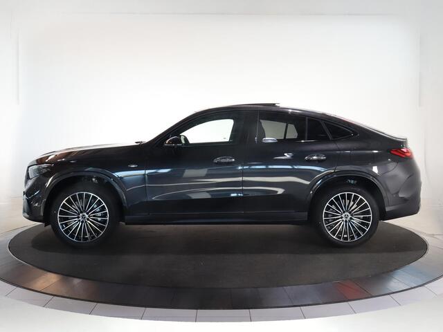Mercedes-Benz GLC-KLASSE 300 e 4MATIC Coupé Sport Edition | Panoramaschuifdak | Trekhaak | 360° camera | Nightpakket |