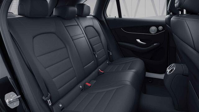 Mercedes-Benz GLC-KLASSE 300e 4MATIC Premium | Night | Memory | Burmester | Lederen bekleding | Treeplanken |