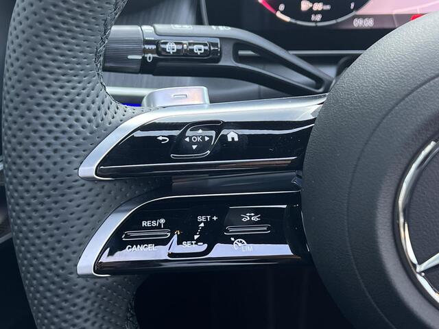 Mercedes-Benz GLC-KLASSE 300 e 4MATIC Sport Edition | AMG Line | Premium Pakket | Night Pakket | Winter Pakket | Panoramadak | Trekhaak | Burmester Surround Sound | 360° Camera | DISTRONIC Afstandsassistent | Elektrisch Verstelbare Stoelen + Memory | Stuurverwarming