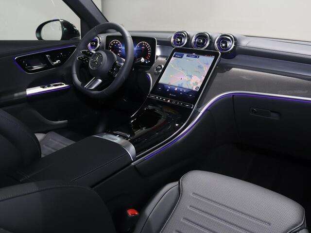 Mercedes-Benz GLC-KLASSE 300e 4MATIC Sport Edition | Trekhaak | Panoramaschuifdak | Rijassistentiepakket Plus | 360° camera