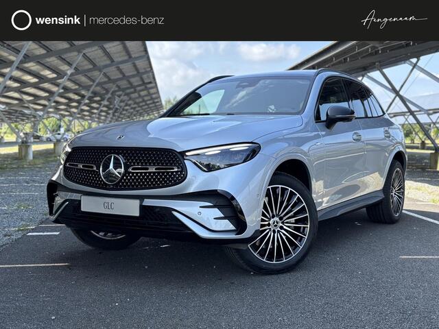 Mercedes-Benz GLC-KLASSE 300e 4MATIC Sport Edition | Night | Panoramadak | Sfeerverlichting | Digital light | 360 camera | Stoelverwarming |