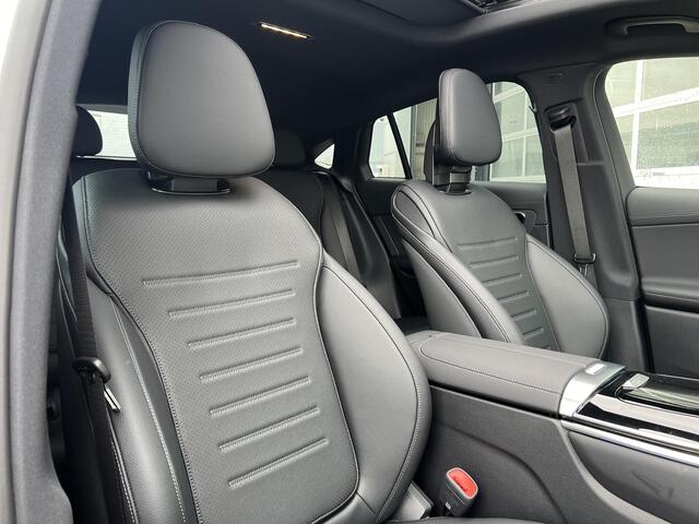 Mercedes-Benz GLC-KLASSE Coupé 300 e 4MATIC Sport Edition | AMG Line | Premium Pakket | Night Pakket | Winter Pakket | Panoramadak | Burmester Surround | 360° Camera | DISTRONIC Afstandsassistent | Elektrisch Verstelbare Stoelen + Memory