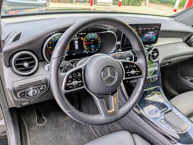 Mercedes-Benz GLC-KLASSE 300e 4MATIC ,Leder,Airmatic,Trekhaak,Navi.