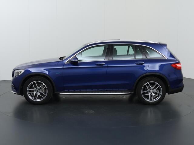 Mercedes-Benz GLC-KLASSE 350e 4MATIC Prestige | AMG | Luchtvering | Panoramadak | Treeplanken | Keyless |