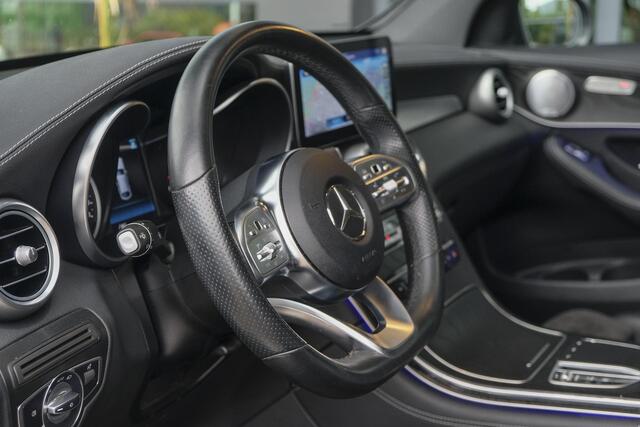 Mercedes-Benz GLC-KLASSE Coupé GLC300e AMG 320pk 4MATIC Schuifdak Burmester Camera MBUX Trekhaak elektrisch 20" LMV