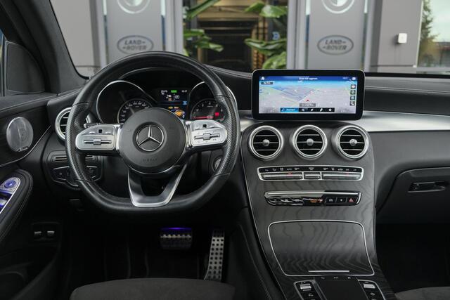 Mercedes-Benz GLC-KLASSE Coupé GLC300e AMG 320pk 4MATIC Schuifdak Burmester Camera MBUX Trekhaak elektrisch 20" LMV