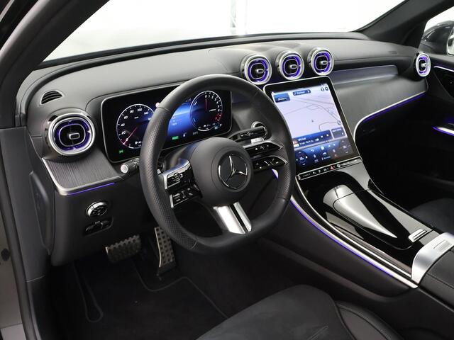 Mercedes-Benz GLC-KLASSE 300e 4MATIC AMG Line | Panoramadak | Trekhaak | Techniek pakket | Premium |
