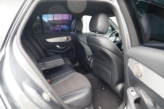 Mercedes-Benz GLC-KLASSE 250 AMG 4-Matic | 211PK | Memory | Comand | Stoelverwarming | Camera | Trekhaak | Cruise-control | 2016.