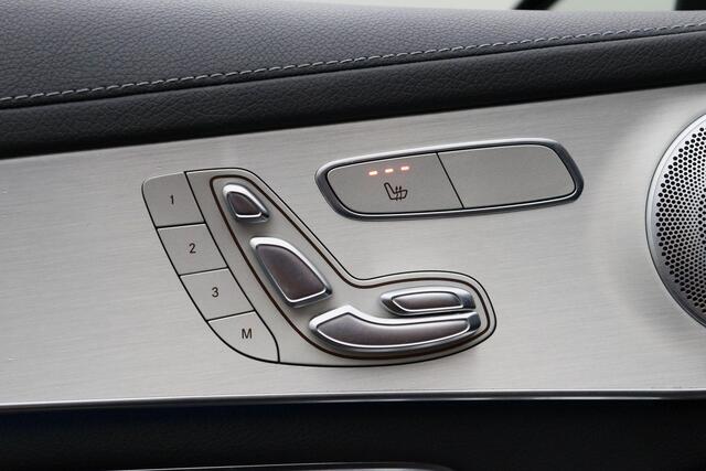 Mercedes-Benz GLC-KLASSE AMG 43 4MATIC 2017 Burmester | 360 camera | Panoramadak | Memory | Sfeer | Trekhaak | Carbon | Cruise control | Navigatie | Luchtvering