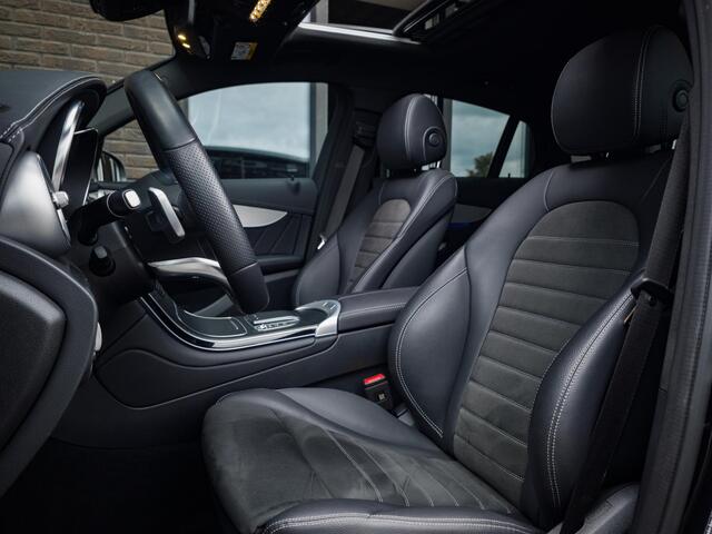Mercedes-Benz GLC-KLASSE Coupé 300e 4MATIC AMG | All Black | 21" | Sch.Dak | Memo | Priv | Ambiente Int. Verl. | Camera |