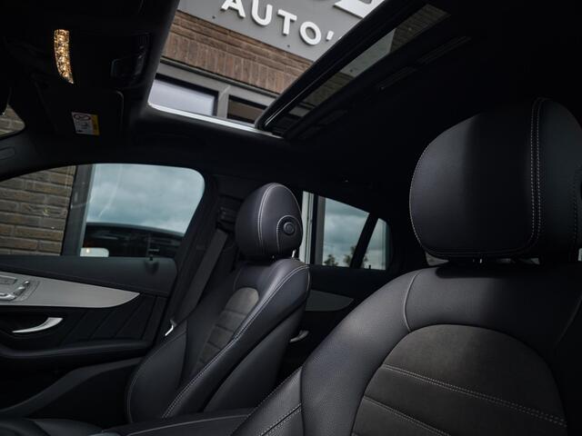Mercedes-Benz GLC-KLASSE Coupé 300e 4MATIC AMG | All Black | 21" | Sch.Dak | Memo | Priv | Ambiente Int. Verl. | Camera |